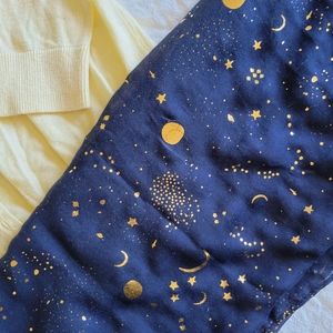 Nwot Navy scarf with gold stars